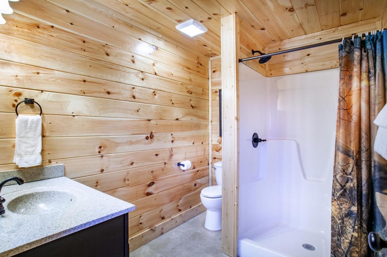 Swimming Bears Lodge 1 With Indoor Pool And Hot Tub Pigeon Forge Bagian luar foto